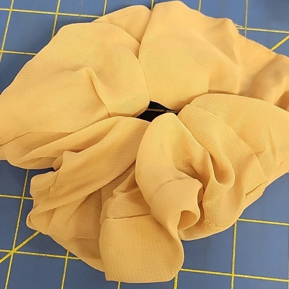 Bundle of 5 Oversized Chiffon Fabric Cream Hair Scrunchie